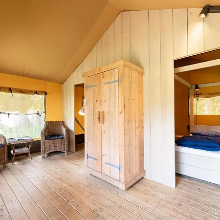 Glamping At Elba * Lacona
